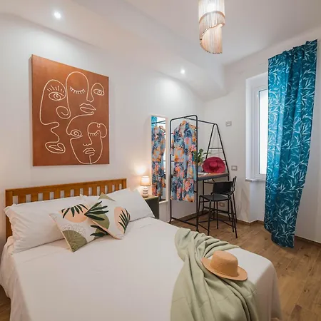 Humboldt Luxury & * Taormina