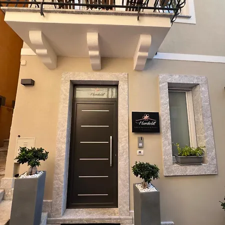 Apartment Humboldt Luxury & *